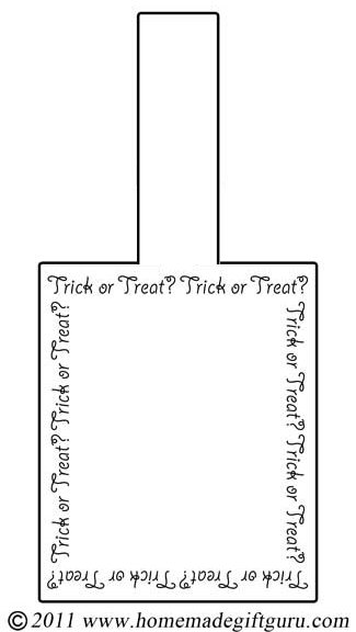 Free printable Halloween gift tag: Trick or Treat. Mat it to a piece of card stock cut a little larger than the tag for a great finishing touch.